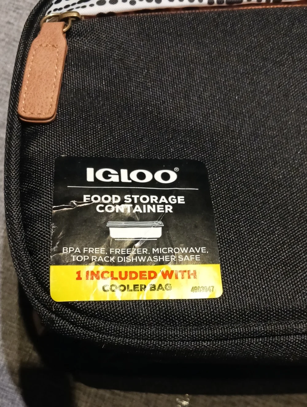 Igloo Repreve Urban Bowler Lunch Bag Combo With Food Container - Black/White